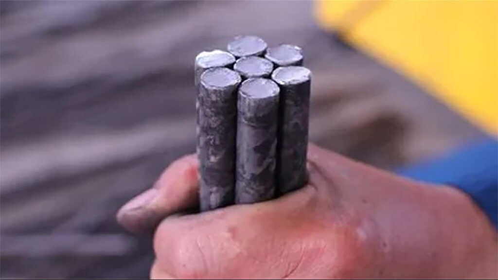 Feeding Requirements of a Rebar Straightening Tool