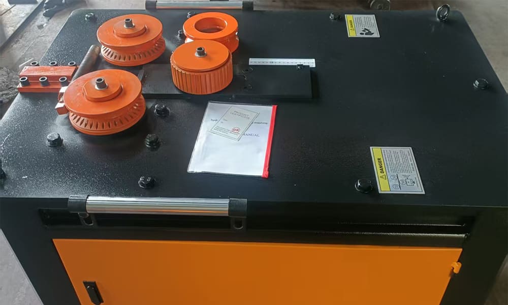 Automatic Pressure Roller Rebar Spiral Machine for Spiral Bending